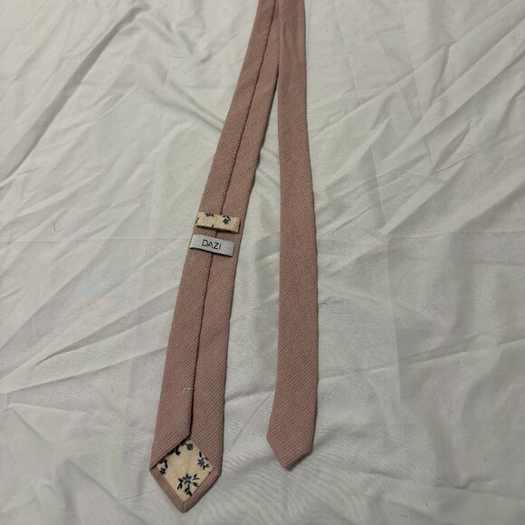 DAZI Men’s Tie Light Pink Slim Necktie Wedding Formal Modern - Picture 1 of 3